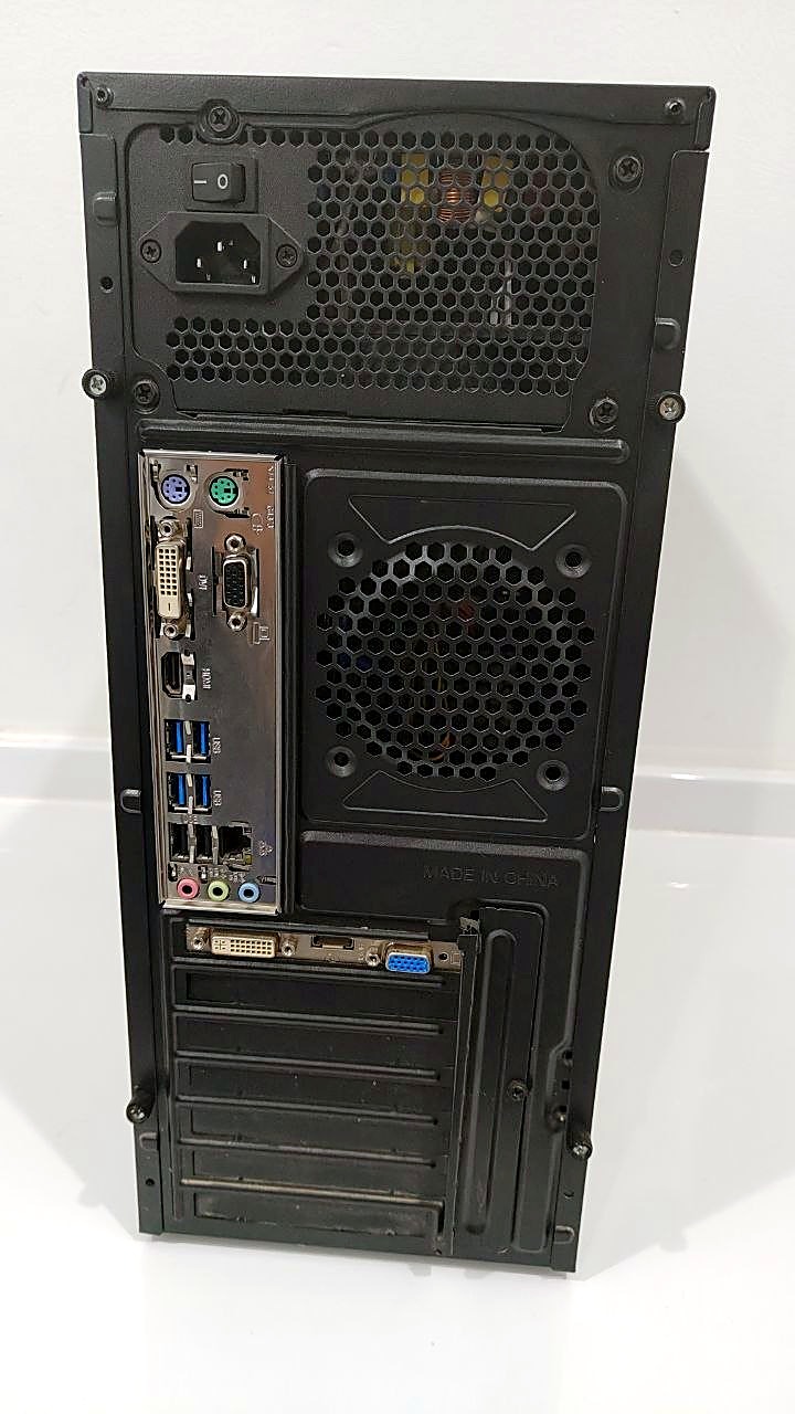 Unité centrale CoolBox Core i3 4e gén. 4 Go RAM 500 Go HDD carte graphique NVIDIA (occasion)